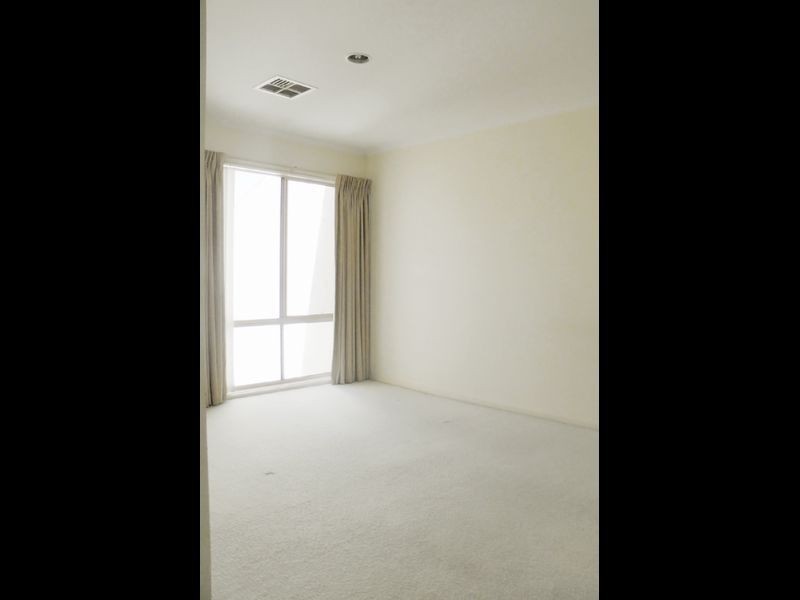 64 Tenison Woods Circuit, Bonython ACT 2905