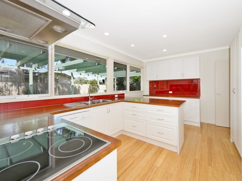 27 Dixon Drive, Duffy ACT 2611