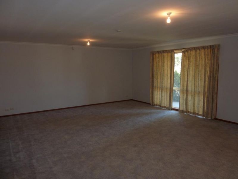 45A Mollee Crescent, Isabella Plains ACT 2905