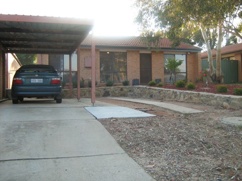 10 Marengo Place, Isabella Plains ACT 2905