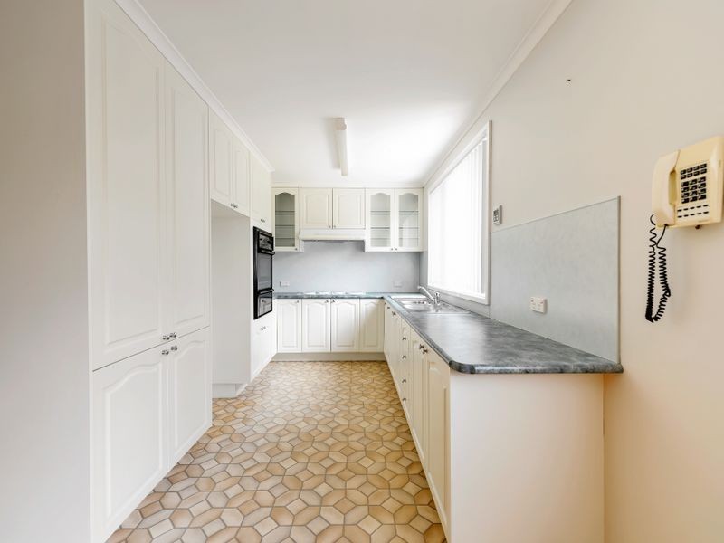 98 O’Loghlen Street, Latham ACT 2615