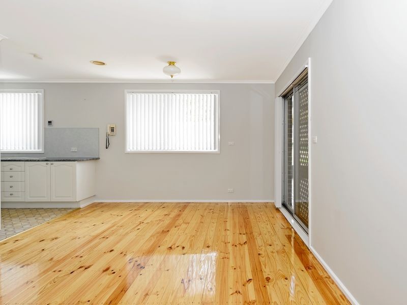 98 O’Loghlen Street, Latham ACT 2615