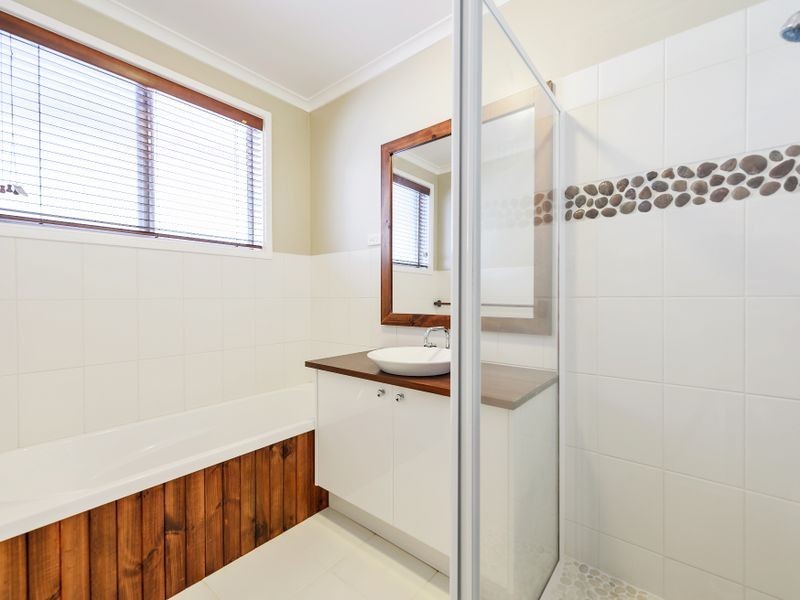 98 O’Loghlen Street, Latham ACT 2615