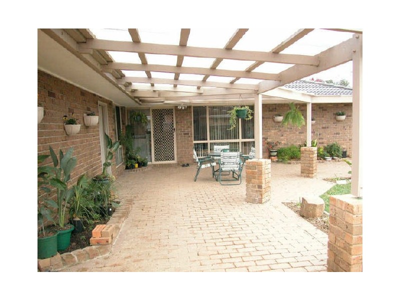 4 Iredale Place, Gordon ACT 2906