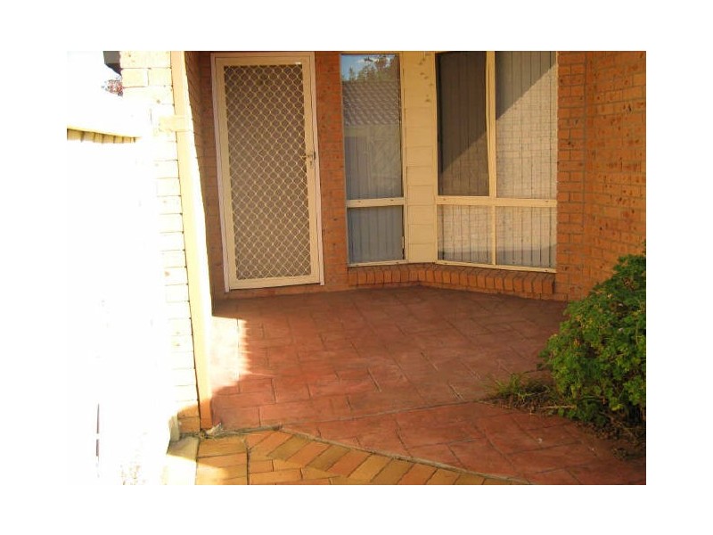 13 Cammeray Court Albermarle Pl, Phillip ACT 2606