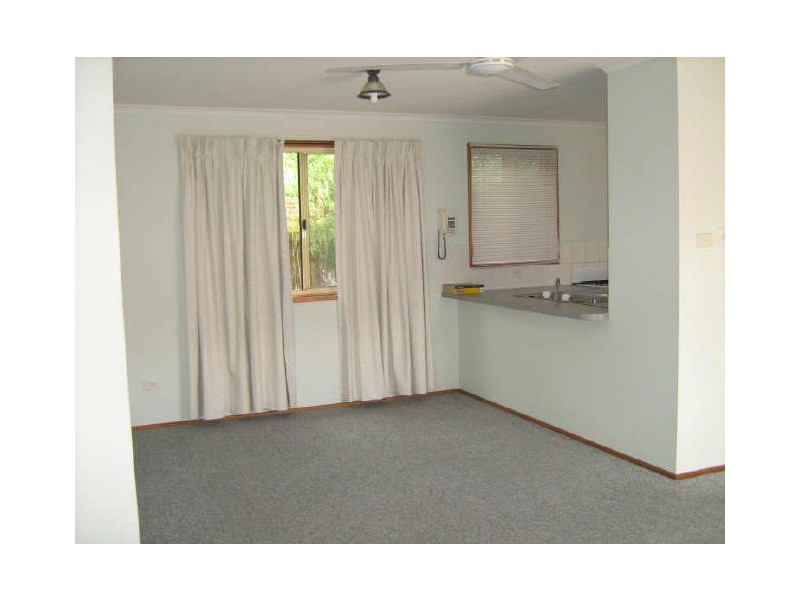 2 Rumsey Place, Banks ACT 2906
