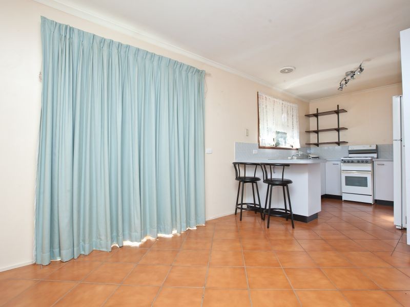 9 Andrew Crescent, Calwell ACT 2905