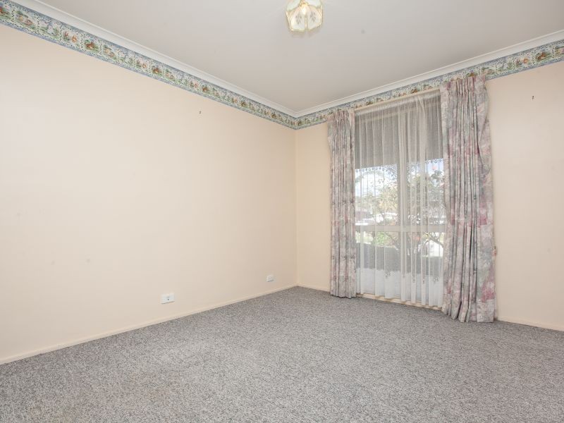 9 Andrew Crescent, Calwell ACT 2905