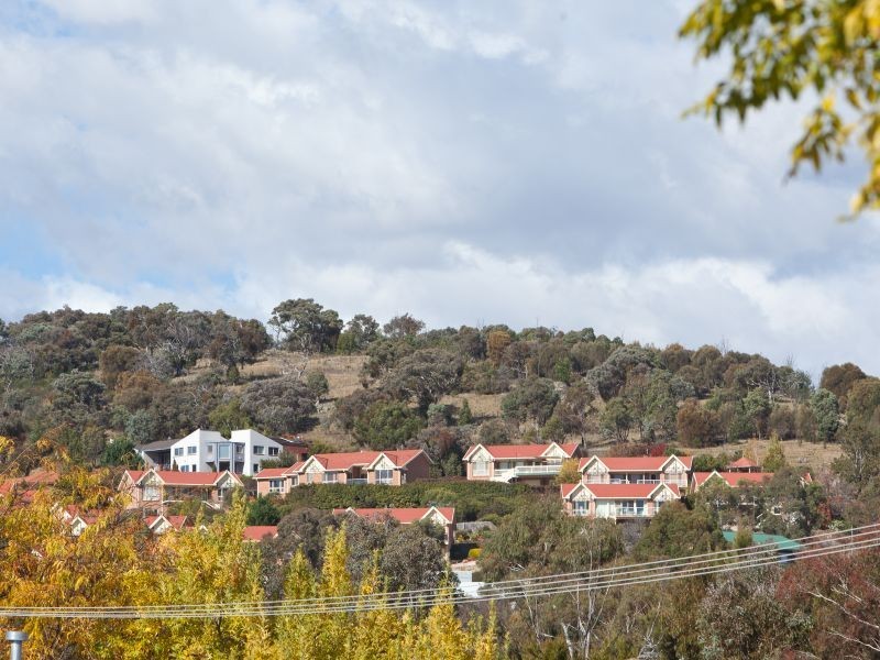 9 Andrew Crescent, Calwell ACT 2905