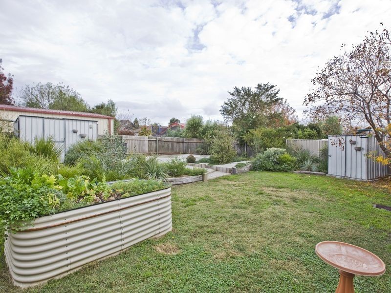 11 Mathews Place, Banks ACT 2906