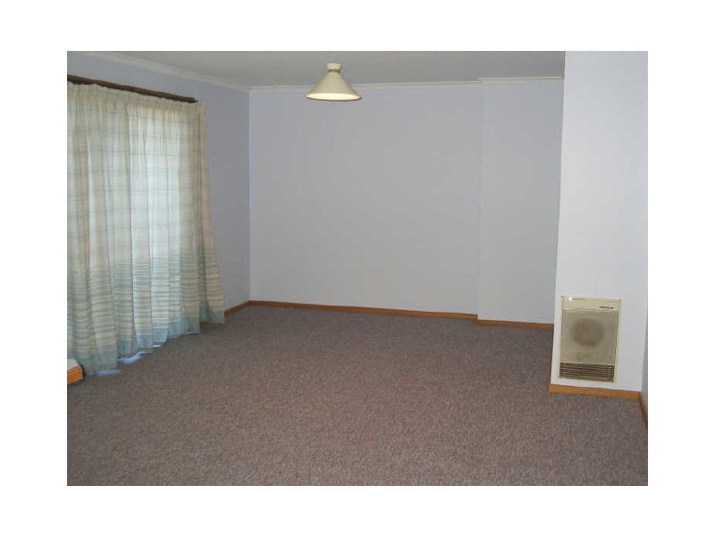 36 May Maxwell Place, Gilmore ACT 2905