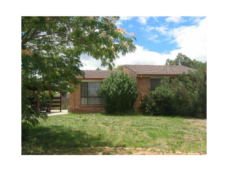 21 Charleston Crescent, Monash ACT 2904