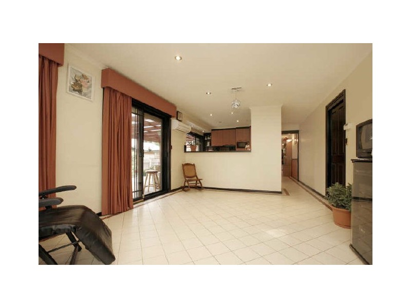 49 Sid Barnes Crescent, Gordon ACT 2906