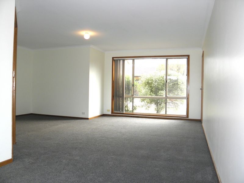 12/12 Blackett Crescent, Greenway ACT 2900