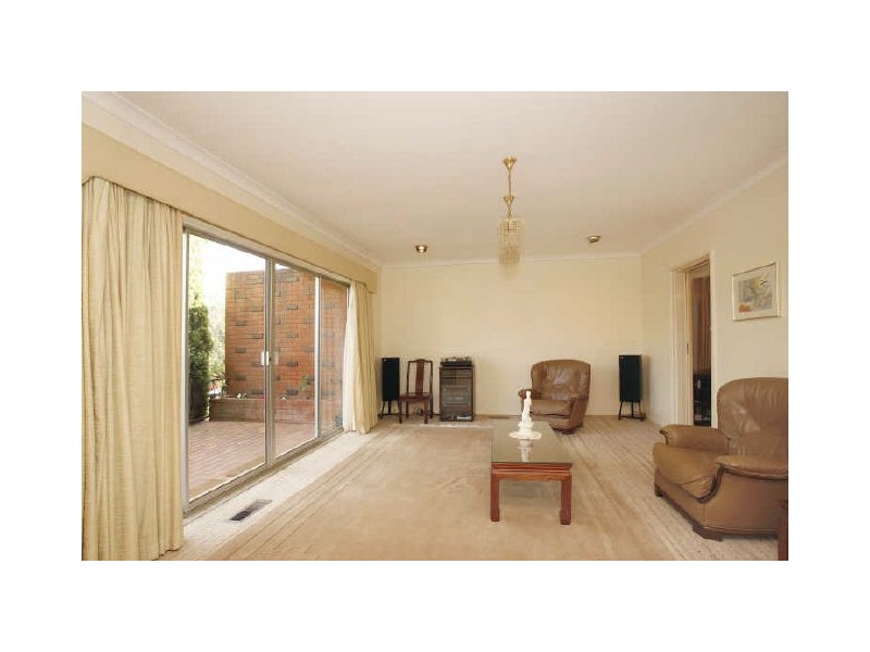 6 Hull Place, Hackett ACT 2602