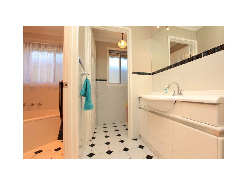 61 Noarlunga Crescent, Bonython ACT 2905