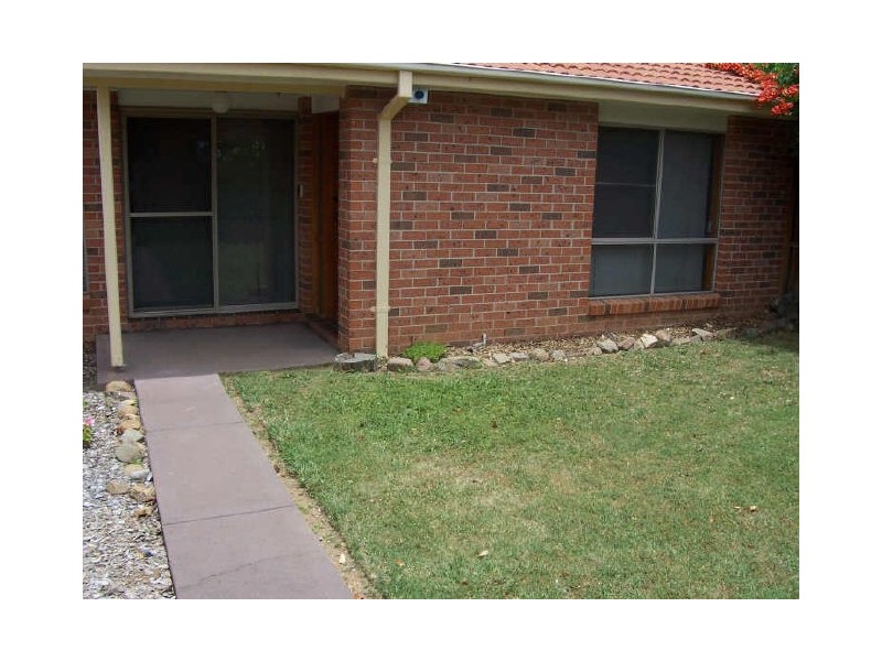 4/12 Clamp Place, Greenway ACT 2900