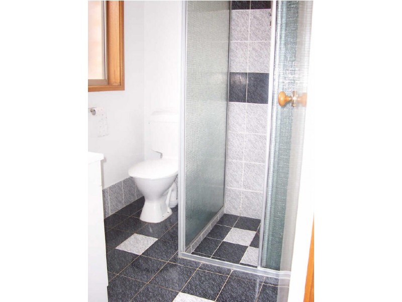 4/12 Clamp Place, Greenway ACT 2900