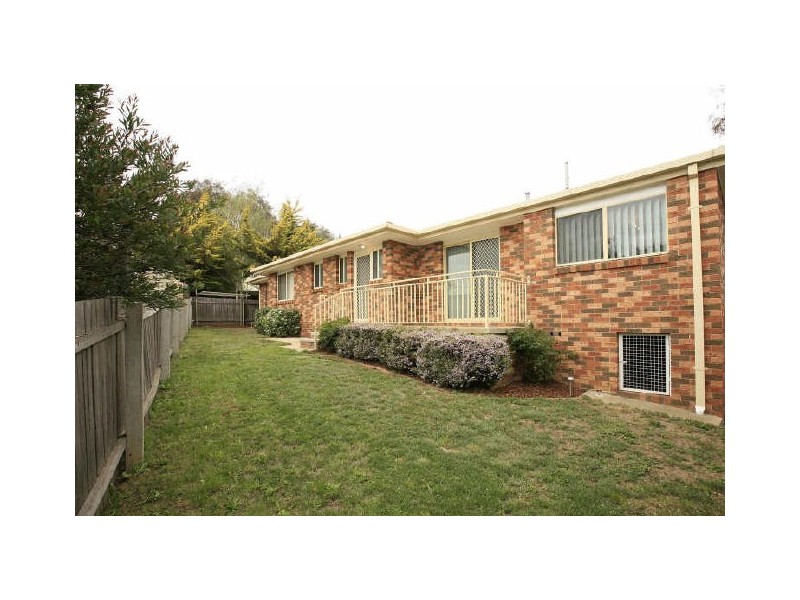 2/7 Halloran Drive, Jerrabomberra NSW 2619