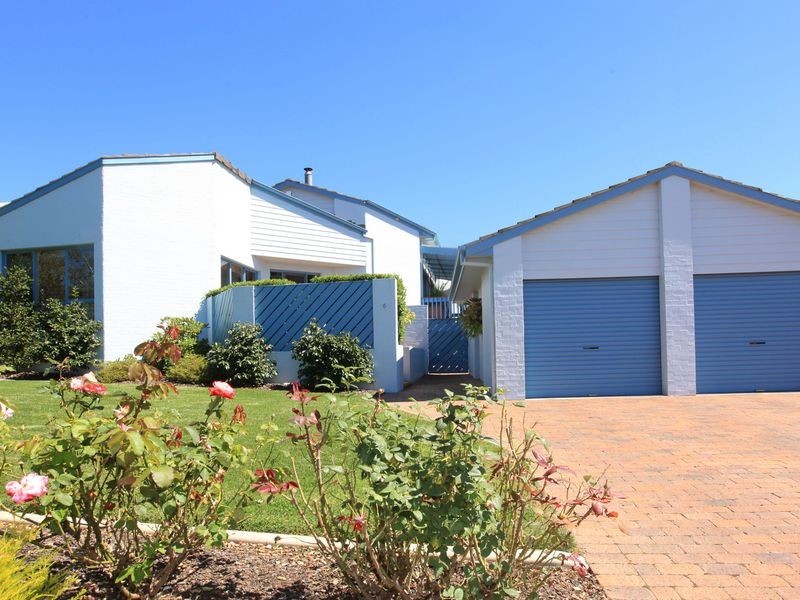 6 Bagshaw Place, Bonython ACT 2905