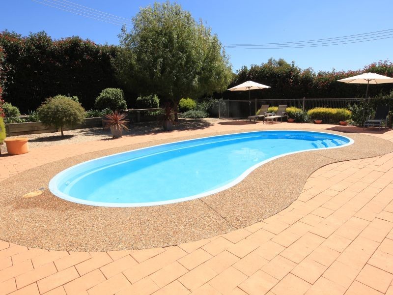6 Bagshaw Place, Bonython ACT 2905