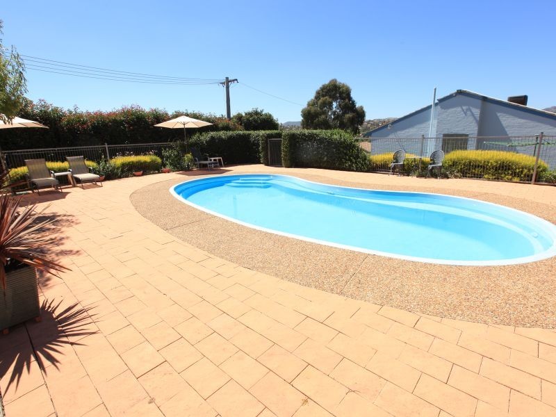 6 Bagshaw Place, Bonython ACT 2905