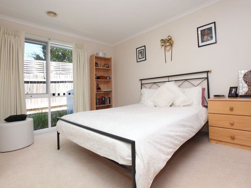 6 Bagshaw Place, Bonython ACT 2905