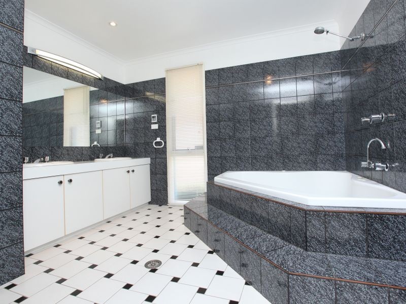 6 Bagshaw Place, Bonython ACT 2905