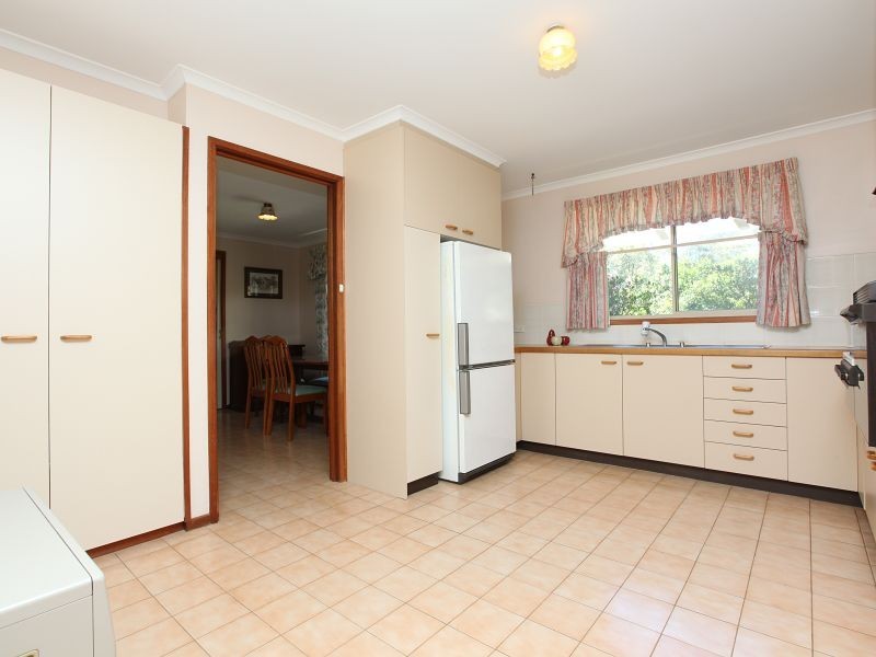 26 Churchill Way, Gordon ACT 2906