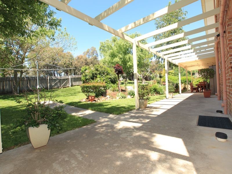 26 Churchill Way, Gordon ACT 2906