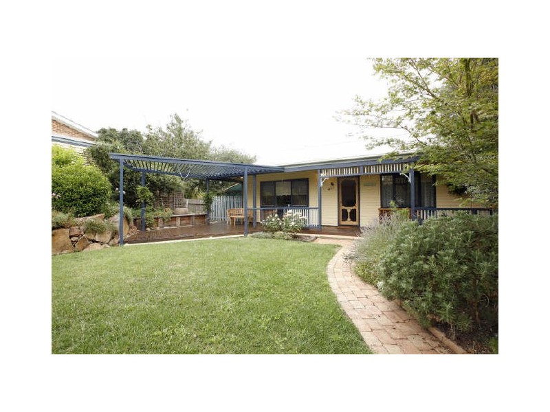 17 Girdlestone Circuit, Calwell ACT 2905