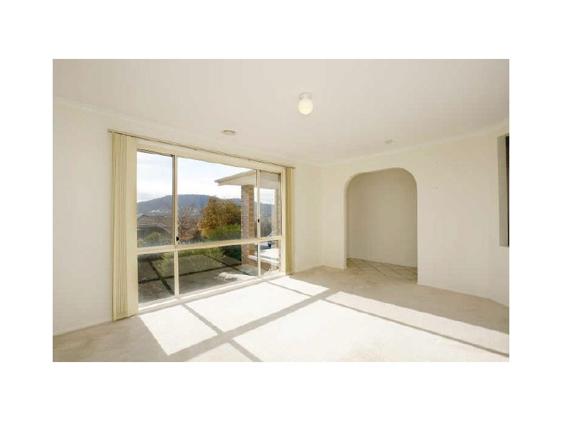 7 Schofield Place, Gordon ACT 2906