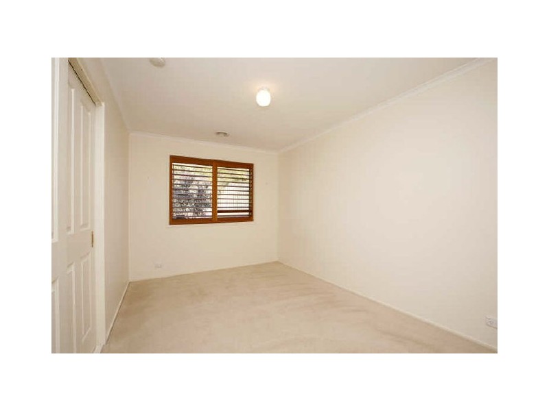 7 Schofield Place, Gordon ACT 2906
