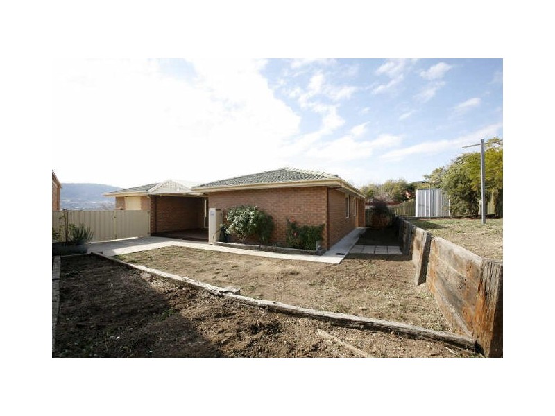 7 Schofield Place, Gordon ACT 2906