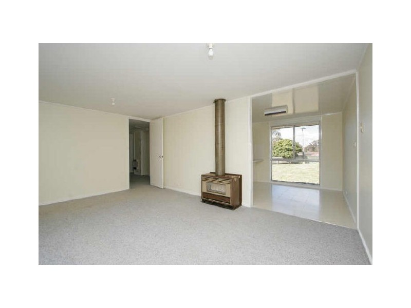 40 Vanzetti Crescent, Kambah ACT 2902