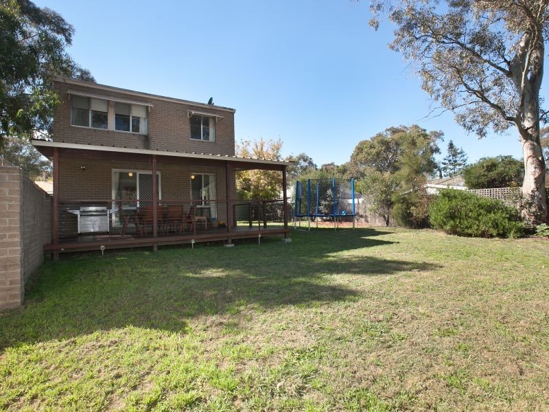 14 Jenner Court, Wanniassa ACT 2903