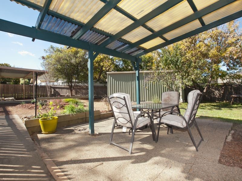 14 Jenner Court, Wanniassa ACT 2903