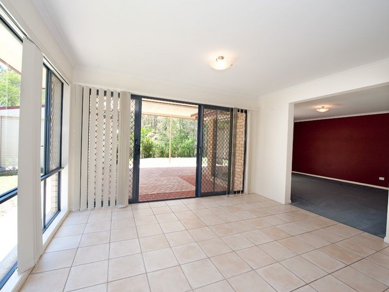 14 Franzin Drive, Cashmere QLD 4500