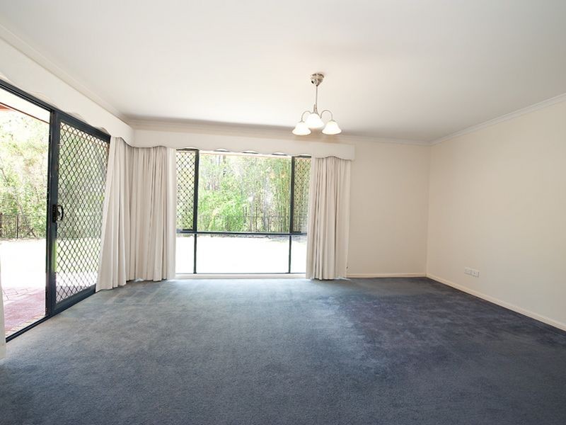 14 Franzin Drive, Cashmere QLD 4500