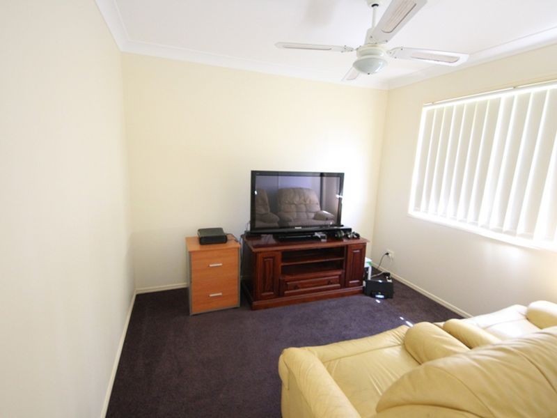 9 Mowbray Court, Kallangur QLD 4503