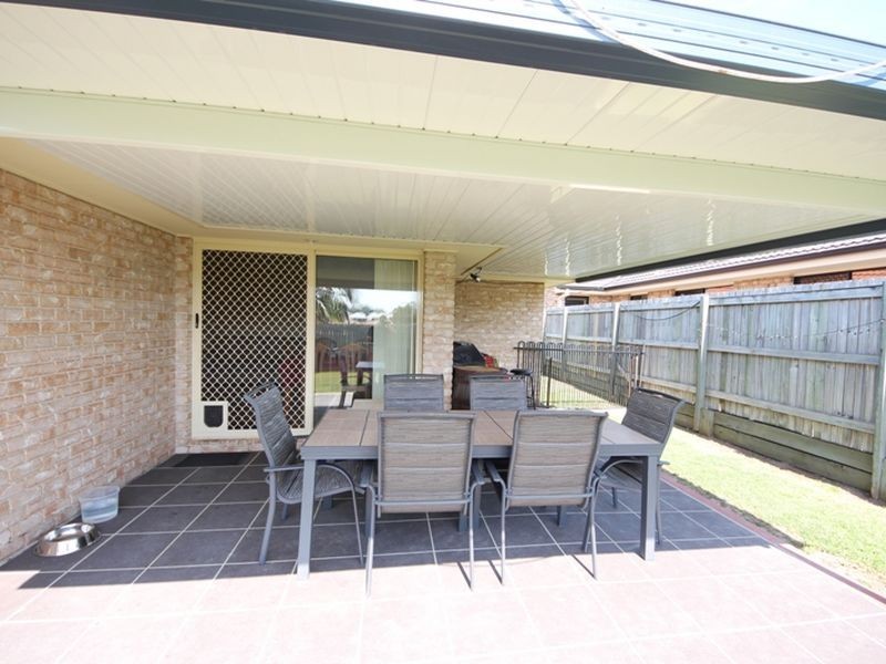 9 Mowbray Court, Kallangur QLD 4503