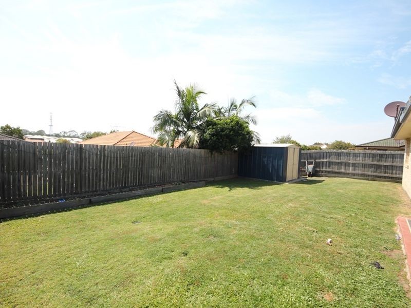 9 Mowbray Court, Kallangur QLD 4503