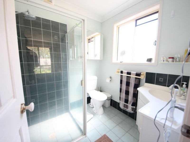 33 Butterfly Drive, Kallangur QLD 4503