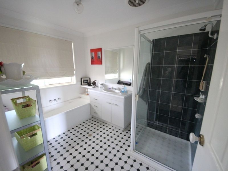 26 Highgate Court, Kallangur QLD 4503