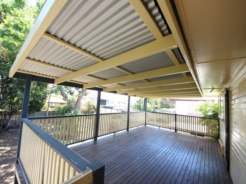 29 Andrew Street, Kallangur QLD 4503