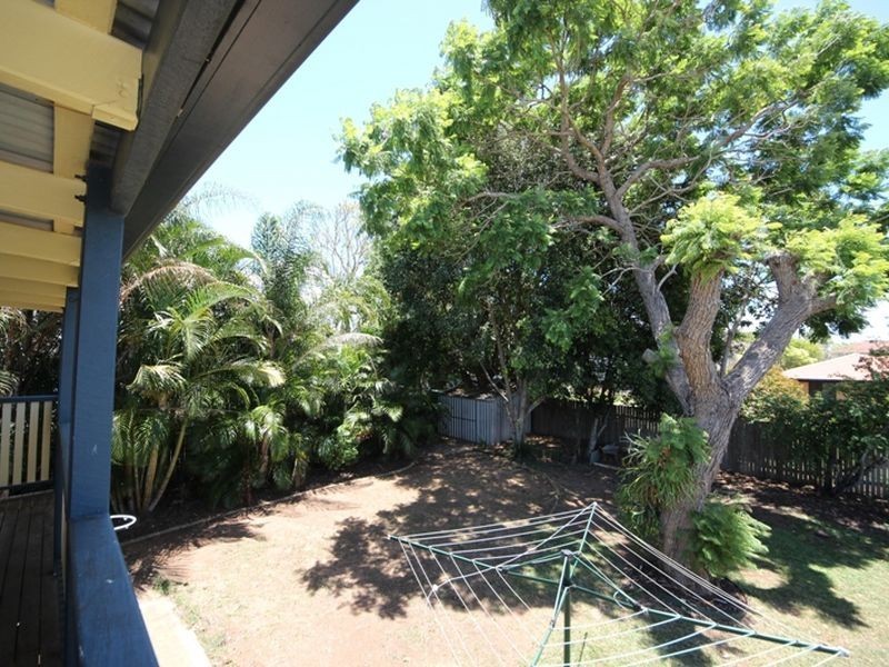 29 Andrew Street, Kallangur QLD 4503