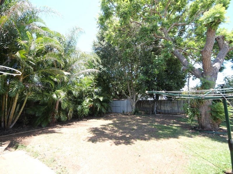 29 Andrew Street, Kallangur QLD 4503