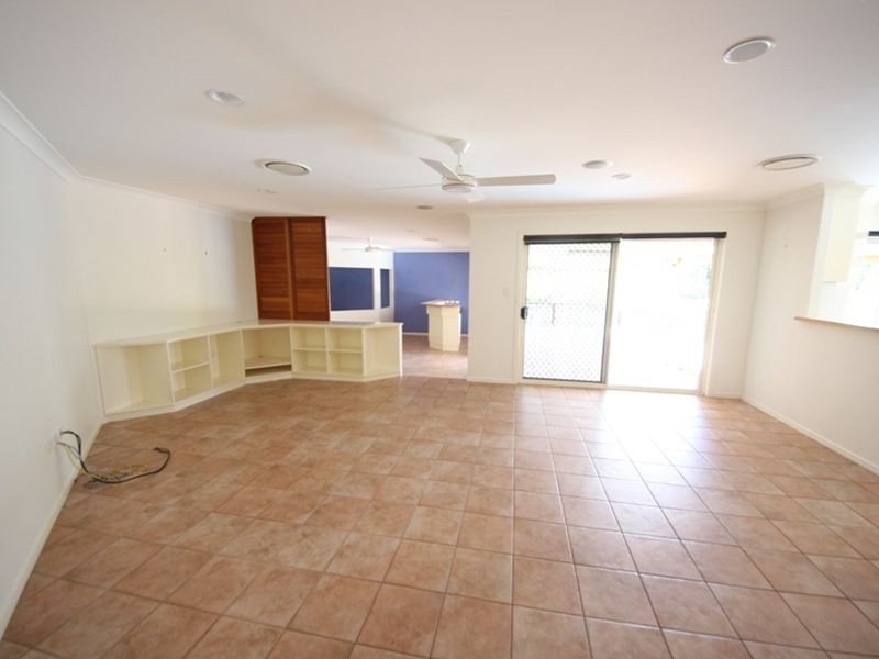 16 Fernan Court, Murrumba Downs QLD 4503