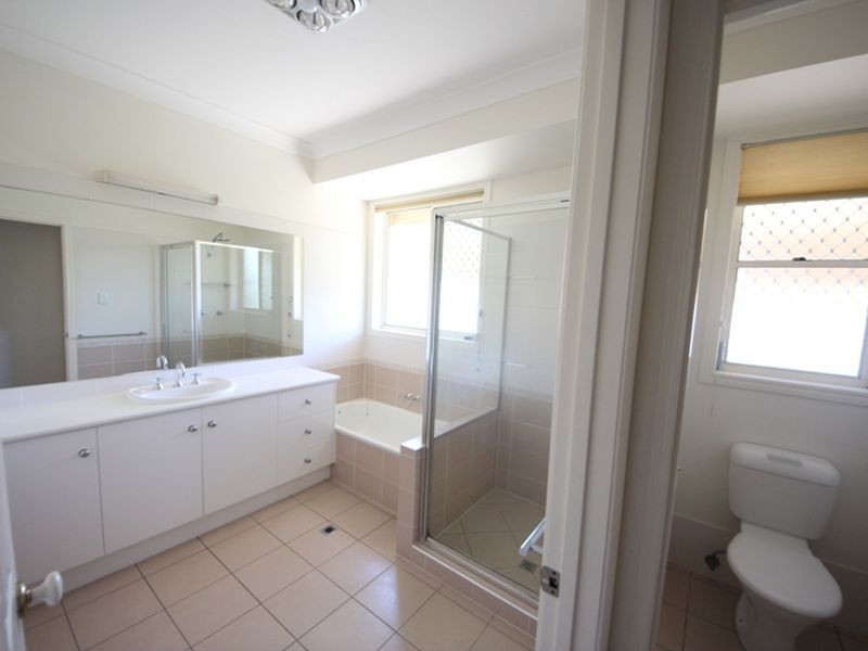 16 Fernan Court, Murrumba Downs QLD 4503