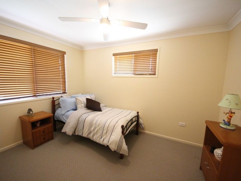 5 Leo Court, Kallangur QLD 4503